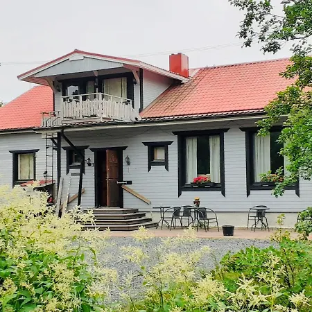 Inn Majatalo Tyrni *