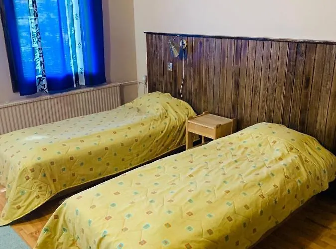 Majatalo Tyrni Gasthof *